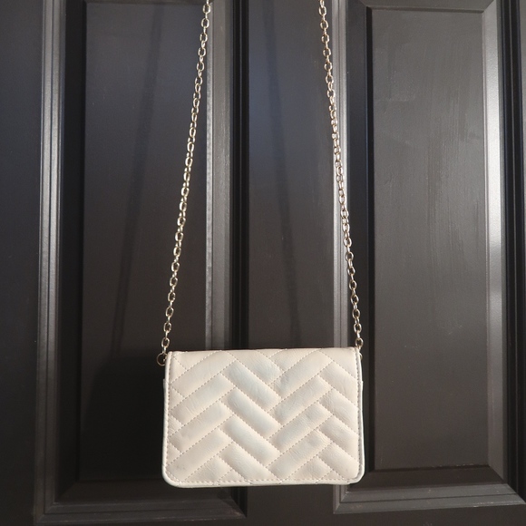 Purse - Picture 3 of 3